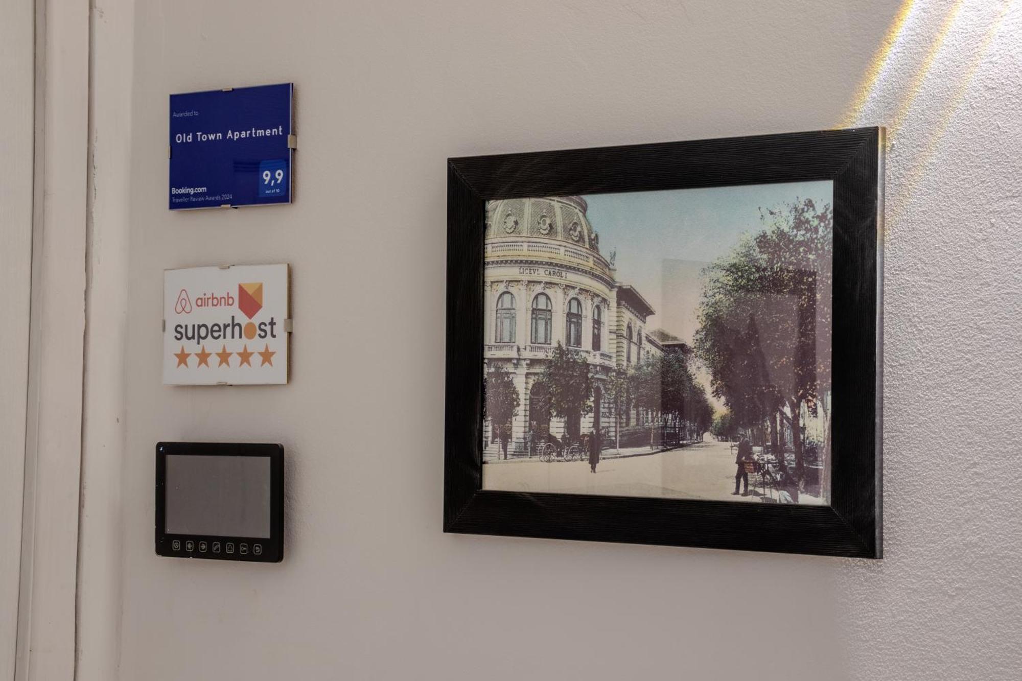 Old Town Apartment Craiova Exterior photo